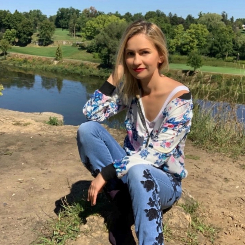 Light floral jacket SMALL